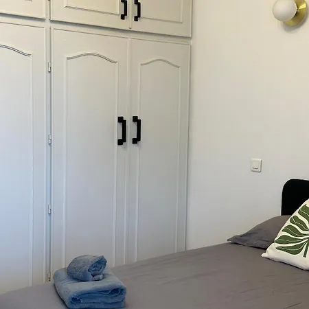 Lovely Appartement-2rooms-6p Sunshine-quiet-subway Apartmán *