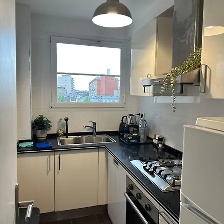 Lovely Appartement-2rooms-6p Sunshine-quiet-subway Apartment *