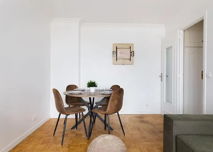 Lovely Appartement-2rooms-6p Sunshine-quiet-subway